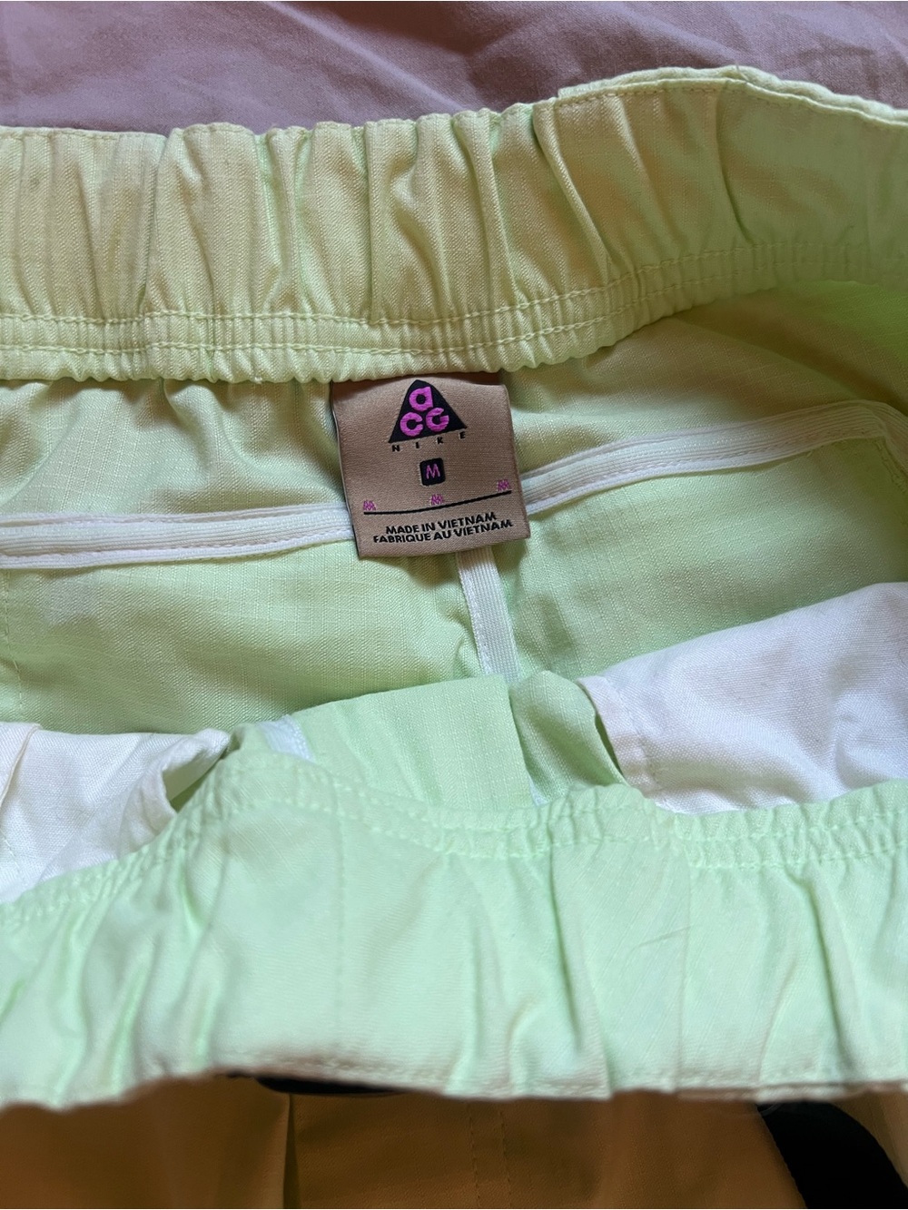 Nike ACG Cargo Shorts Medium Lime Green